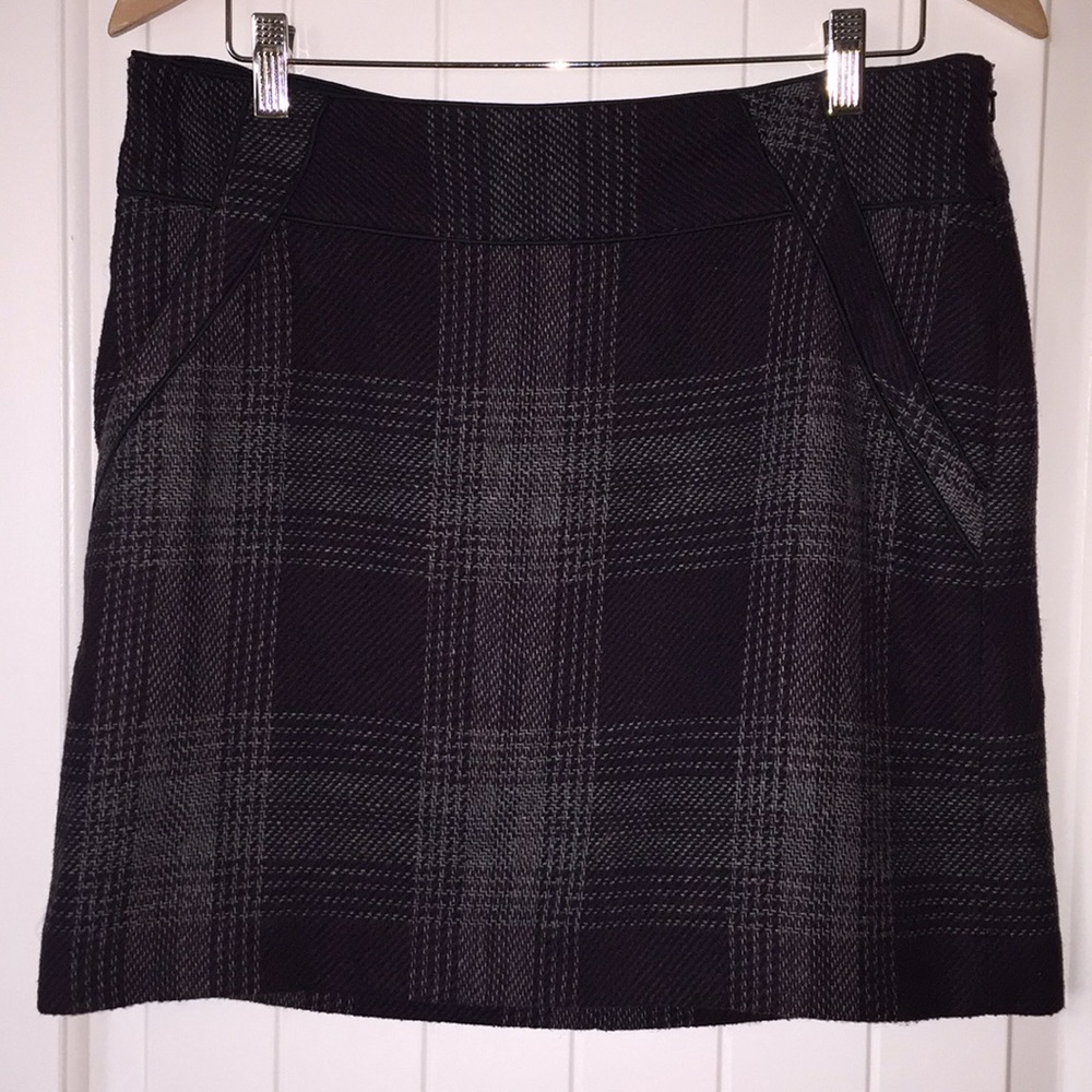 LOFT By Ann Taylor Skirt Size 10